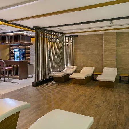 B Business & Hotel Antalya